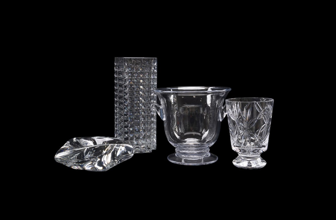 FOUR COLORLESS CRYSTAL & GLASS TABLE ARTICLES (1 of 12)