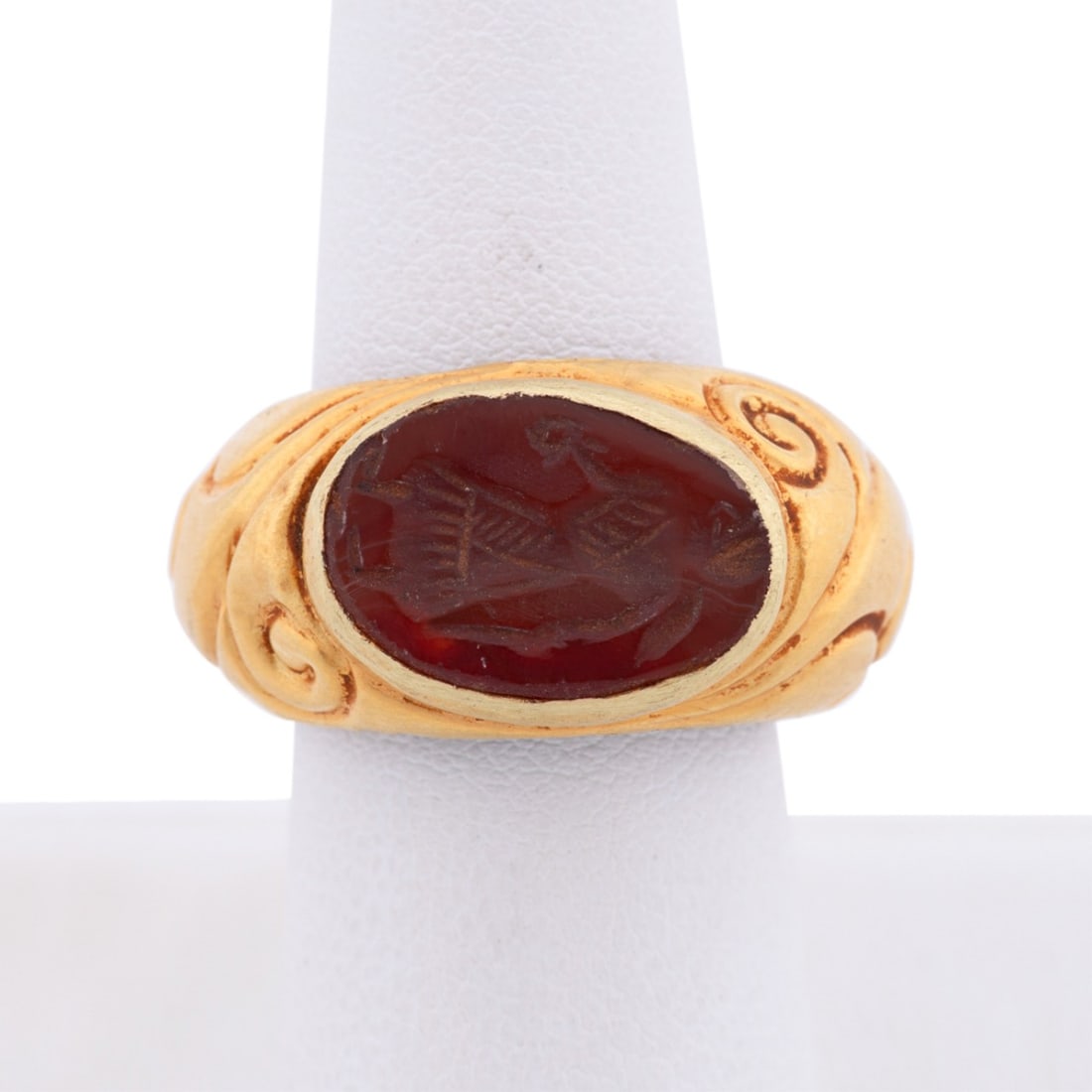 18K YELLOW GOLD & CARNELIAN INTAGLIO RING (1 of 5)
