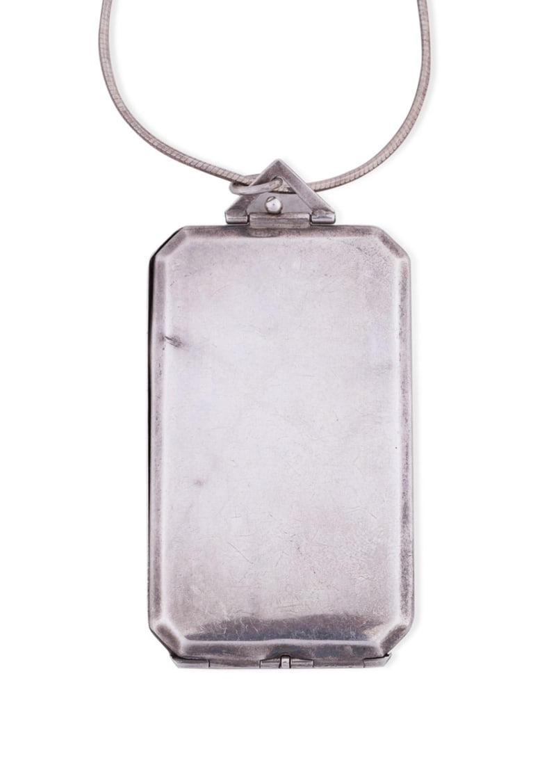 RECTANGULAR STERLING SILVER LOCKET ON CHAIN - 7