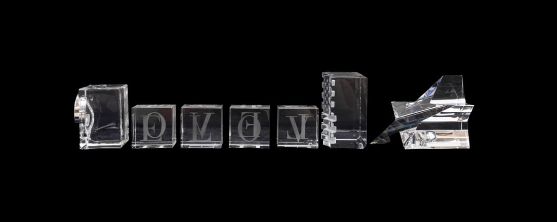 TWELVE STEUBEN/STEUBEN-STYLE CRYSTAL OBJECTS - 7