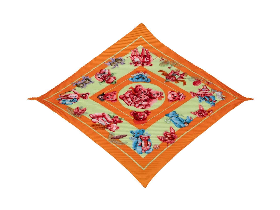 HERMES 'CONFIDENTS DES COEURS' PLISSE SILK SCARF (1 of 5)