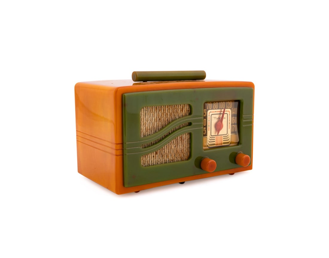 MOTOROLA MODEL 51X16 GREEN 'S-GRILLE' RADIO (1 of 9)