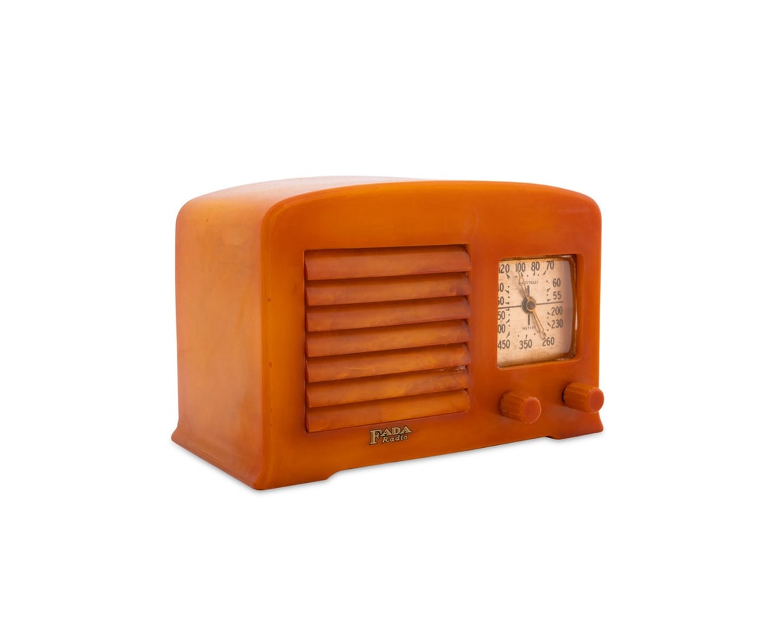 FADA MODEL 53X CATALIN ART DECO RADIO W/ BOX (1 of 11)