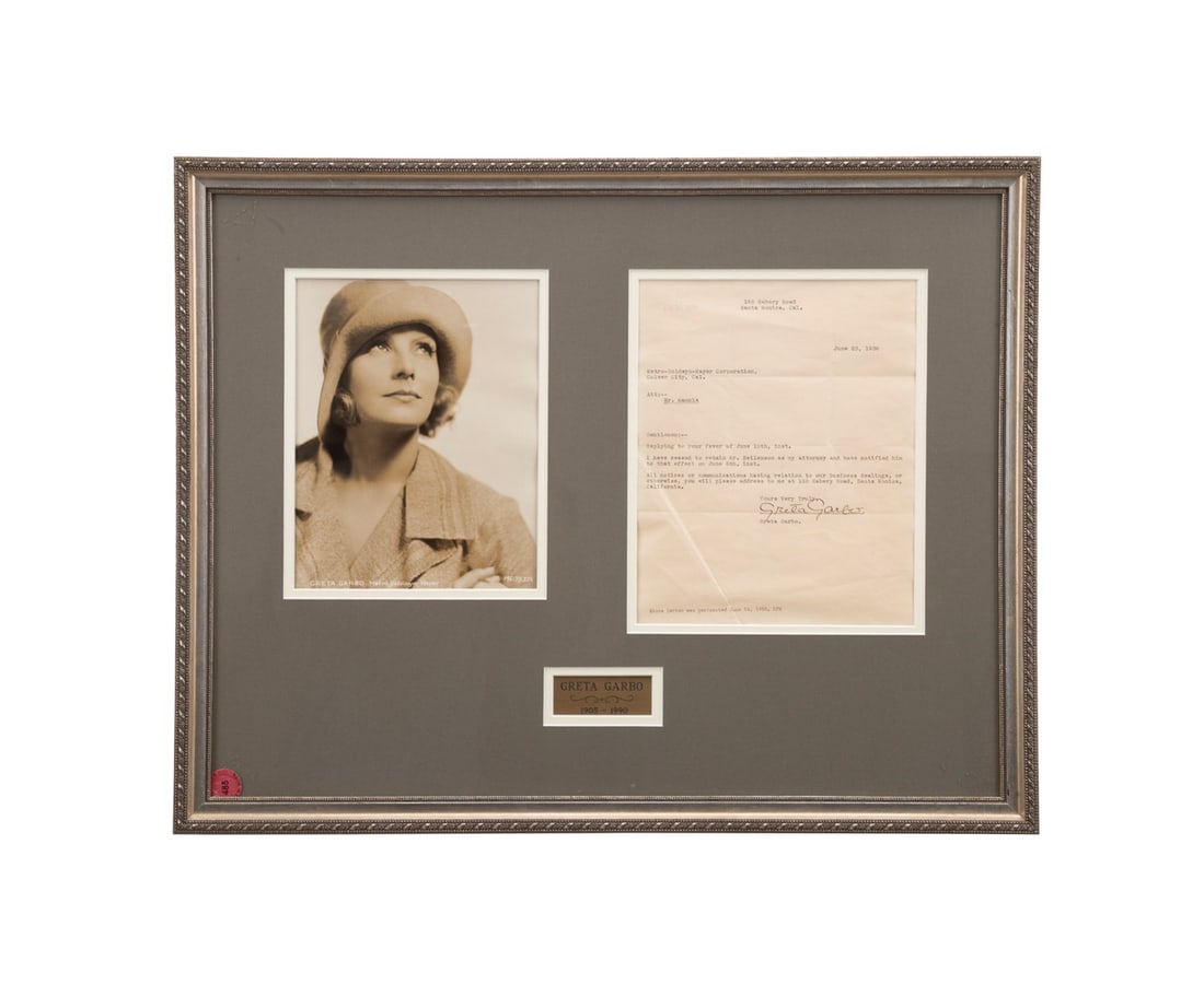 GRETA GARBO SIGNED LETTER WITH PHOTO AND PLAQUE (1 of 10)