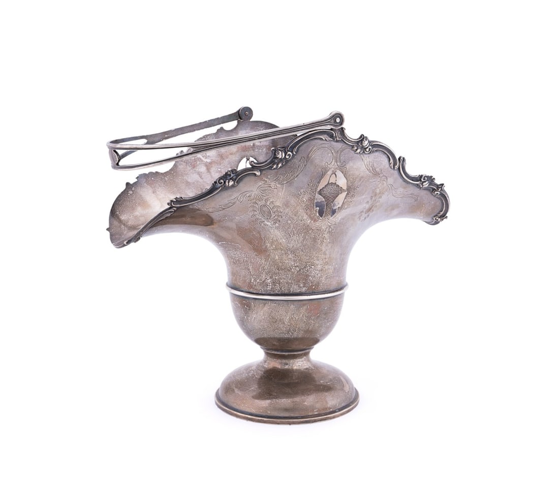 RICHARD M. WOODS LARGE STERLING BRIDE'S BASKET (1 of 9)