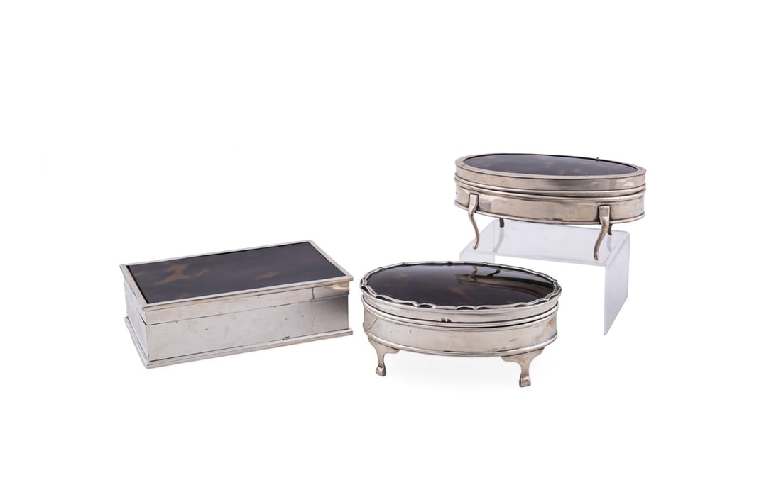 3 ENGLISH E. 20TH C. SHELL & SILVER DRESSER BOXES (1 of 12)