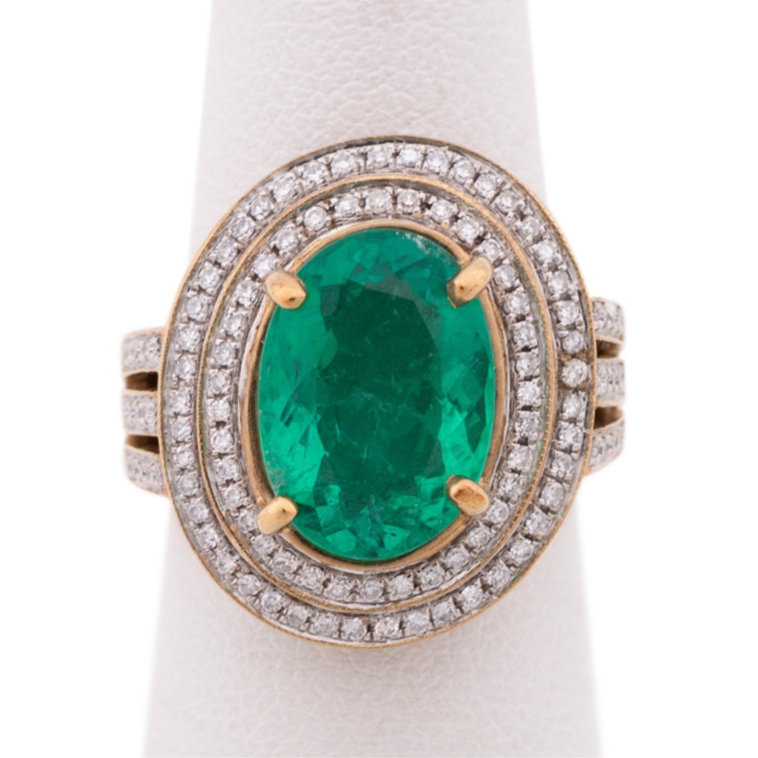 EMERALD AND DIAMOND RING SET IN 14K YELLOW GOLD (1 of 5)