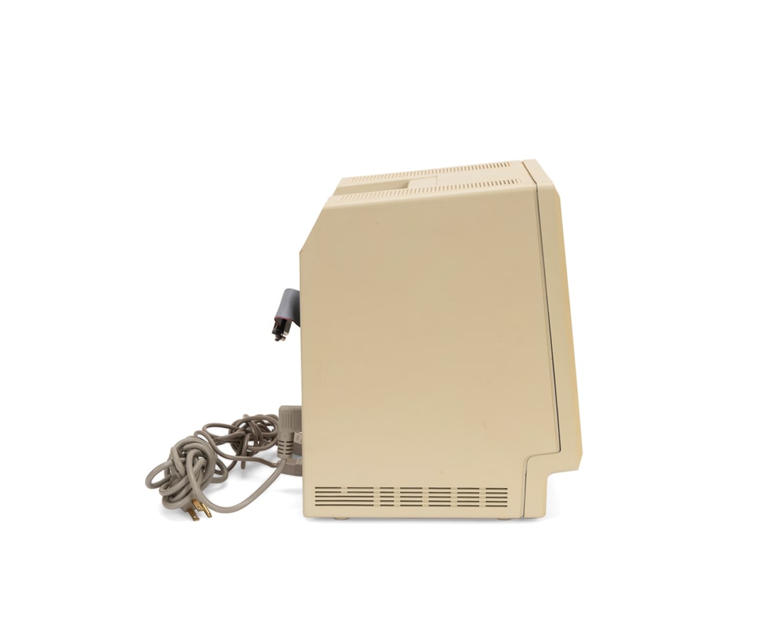 APPLE MACINTOSH M0001 WITH ACCESSORIES - 10