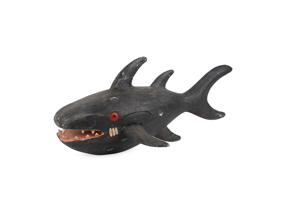 AMERICAN SCHOOL PAINTED WOODEN FOLK ART SHARK (1 of 9)