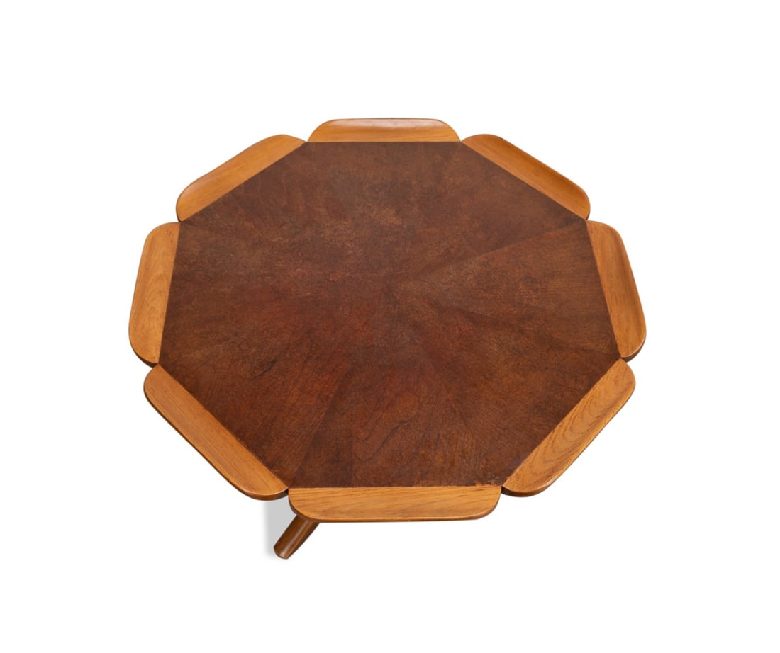 MID CENTURY MODERN TWO-TONE FLORIFORM END TABLE - 2