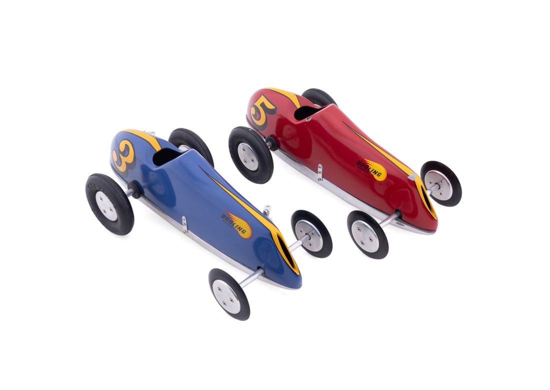 TWO DOOLING ARROW DISPLAY ONLY TETHER CARS (1 of 10)