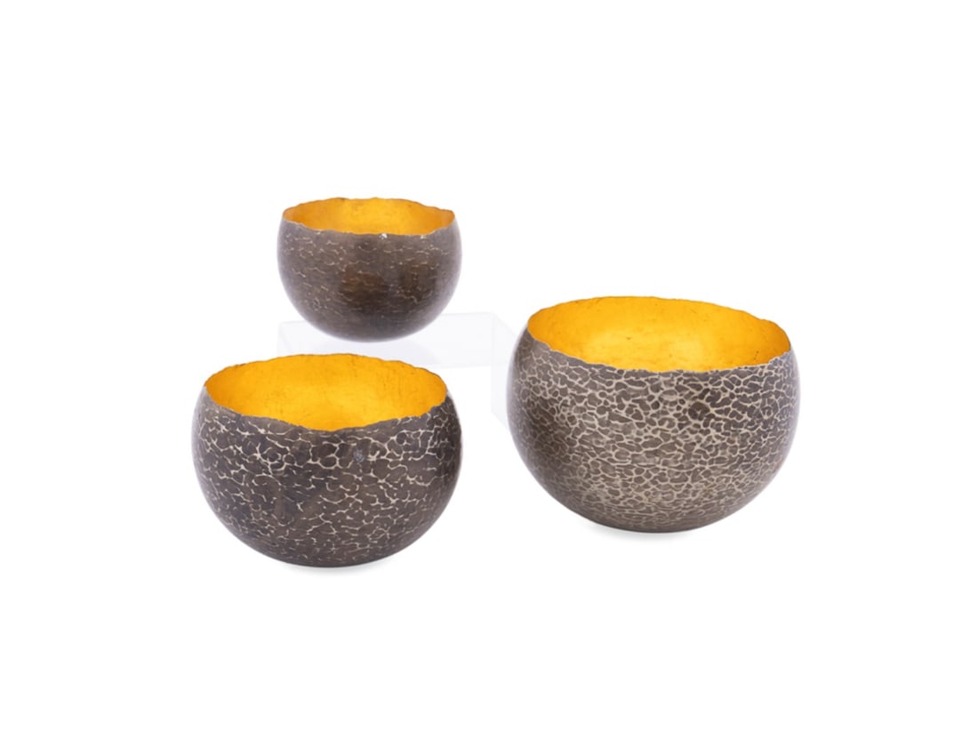 MANNER ALEXANDER LAMONT, THREE HAMMERED BOWLS (1 of 9)