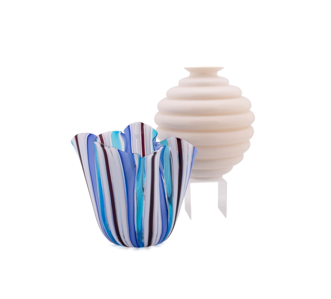 VENINI, TWO MURANO VASES, 'DECO' AND 'FAZZOLETTO' (1 of 10)
