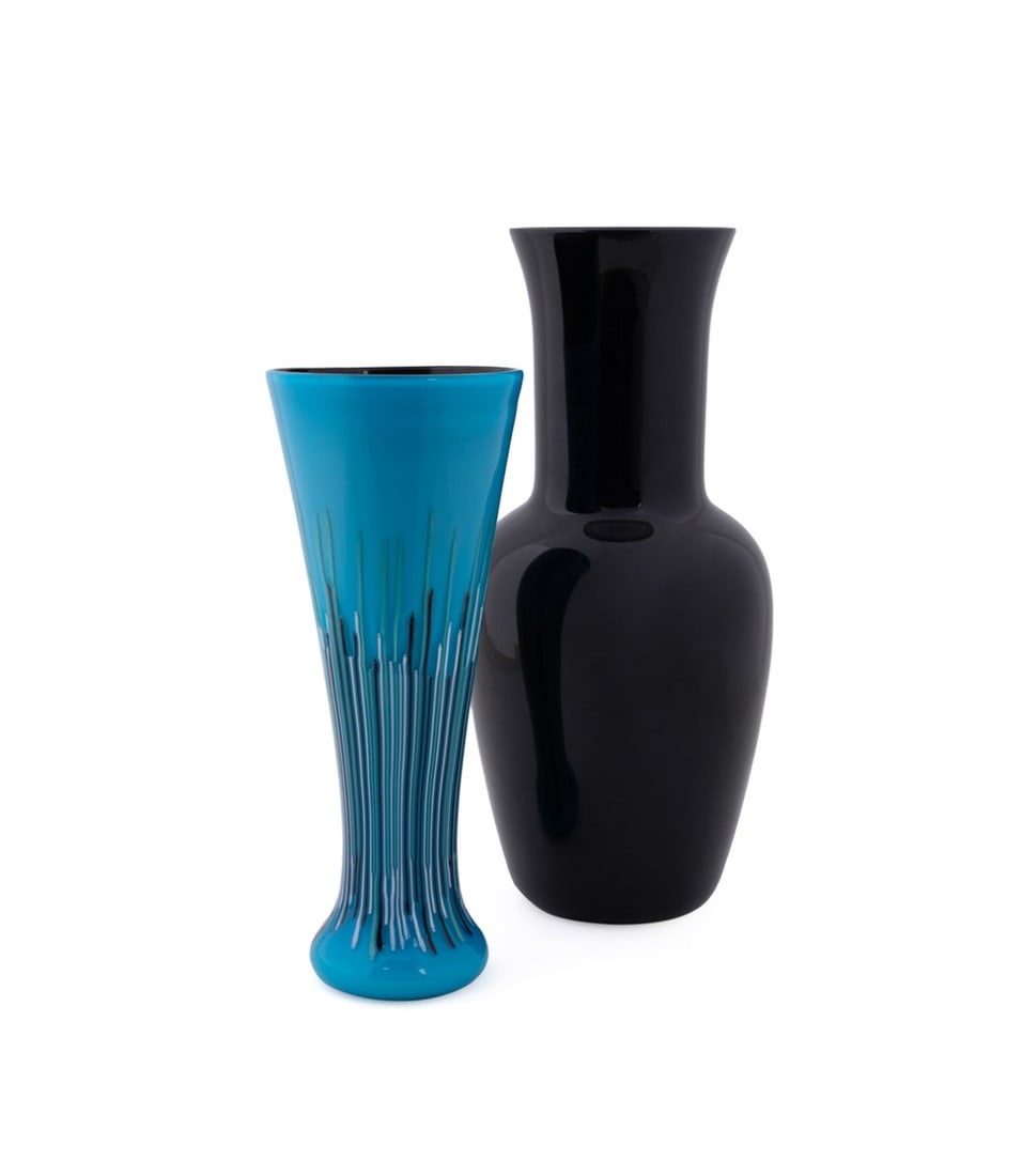 VENINI, VERSACE 'RIVOLI' VASE & BLACK MURANO VASE (1 of 9)