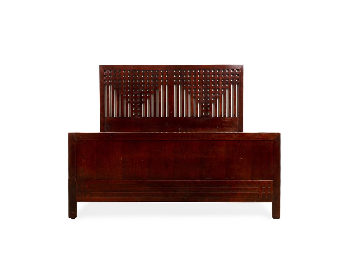 Stickley "Glasgow" King Bed Frame, Model 8749 (1 of 7)