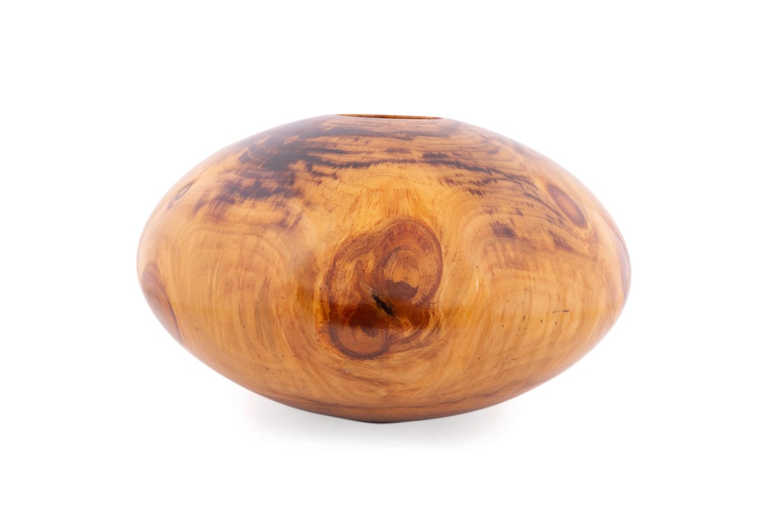 Philip Moulthrop, Lg. Turned White Pine Node Bowl: Philip Moulthrop American, born 1947 Large Turned Wood Bowl White Pine Node Signed, wood species, and numbered 013052 to underside. 13 3/8 x 21 5/8 x 21 5/8 in. (34 x 54.9 x 54.9 cm.) Provenance: Pri