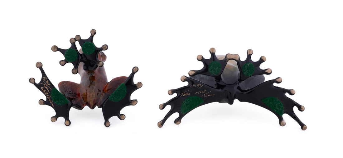 Tim Cotterill, Two Frog Figurines, Bronze - 7