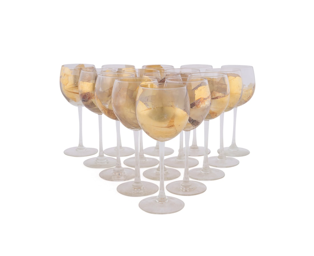 R. Strong, Set of 15 "Gold Leaf" Red Wine Glasses (1 of 8)