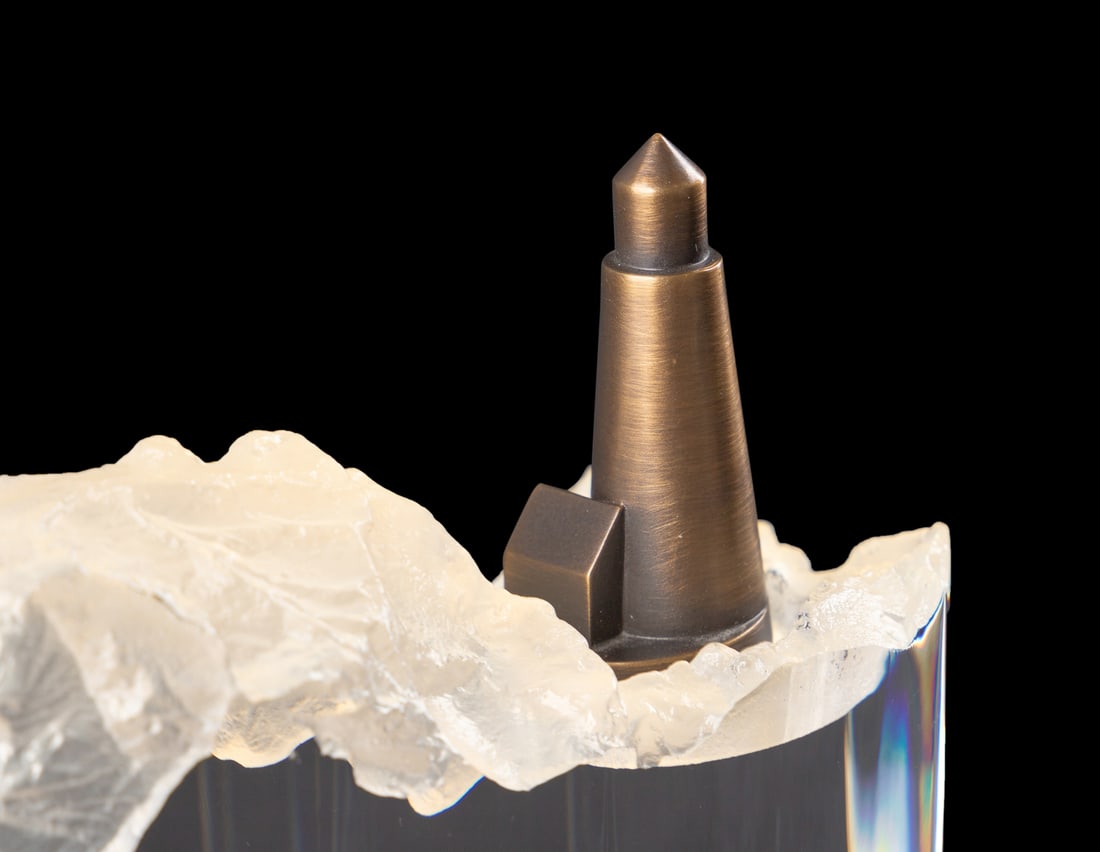 Steuben "Lighthouse" Sculpture with Base - 10