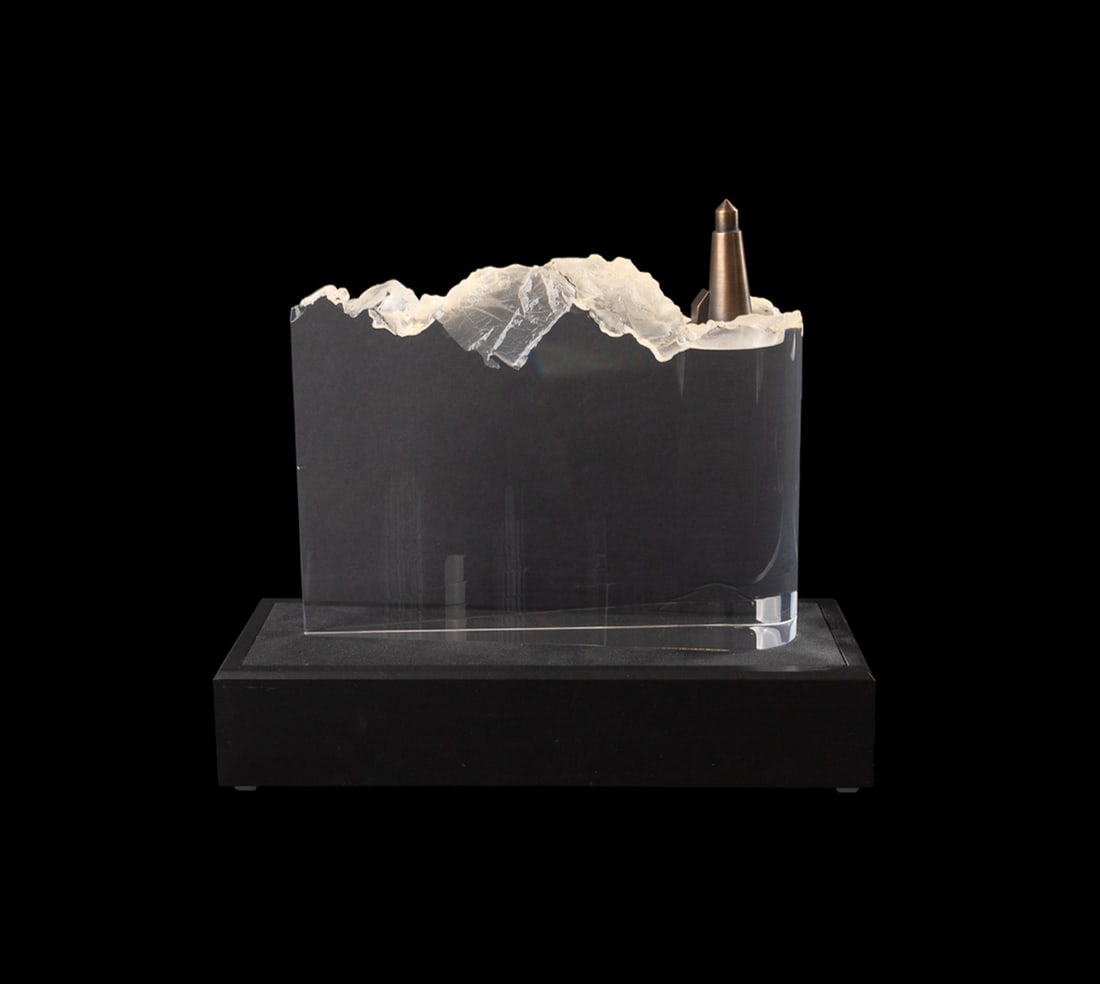 Steuben "Lighthouse" Sculpture with Base - 2