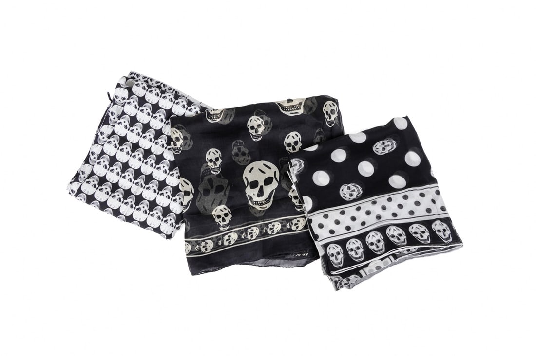 Alexander McQueen & Thomas Wylde, 3 B&W Scarves (1 of 17)