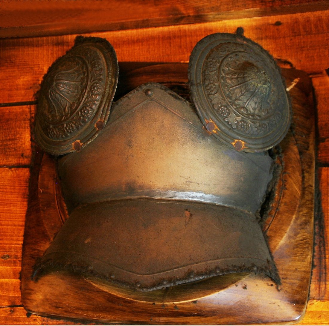 Chestplate Armor: 13 1/2"H x 14"W