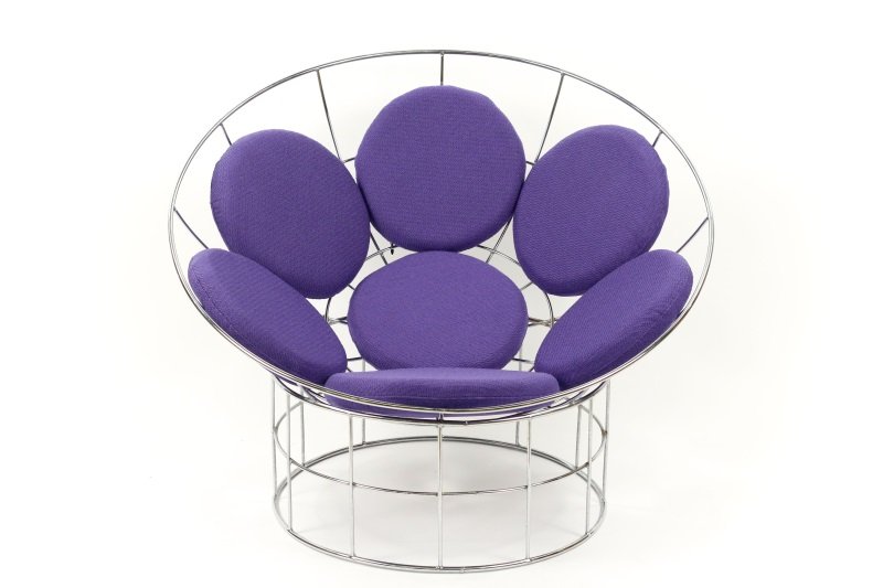 Verner Panton Peacock Lounge or Easy Chair: Denmark, 20th century. Vernon Panton Peacock lounge or easy chair constructed with nickel-plated metal wire and with 7 purple upholstered cushions, probably from the1998 Habitat re-edition. Approximat