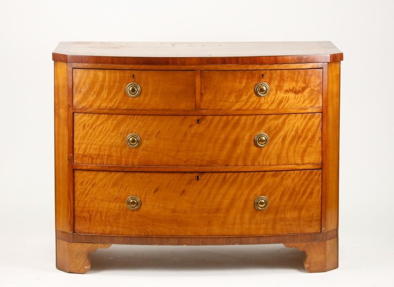 Southern Mahogany & Maple Bowfront Chest, 19th C (1 of 10)
