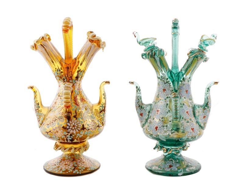 Set of 2 Handled & Dual Spouted Glass Decanters (1 of 10)