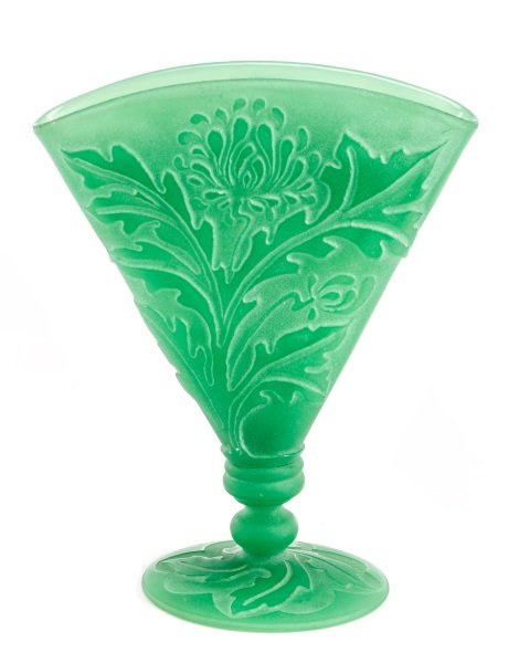 Carder Steuben Jade Cameo Fan Vase, Bristol Pat. (1 of 9)
