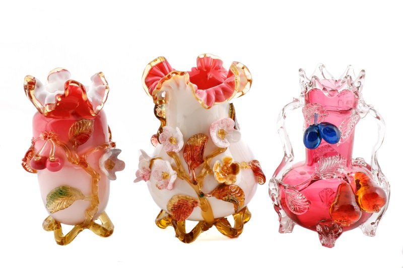 Group of 3 Victorian Cased Art Glass Footed Vases (1 of 10)