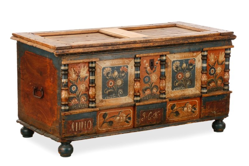 Polychrome Decorated Pine Chest, Late 18th C. (1 of 10)