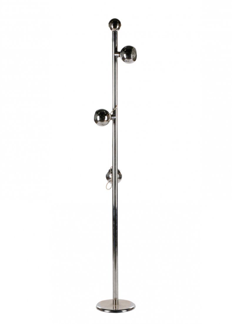 Vintage Mid-Century Modern Sonneman Floor Lamp: Robert Sonneman (American (New York), 20th century), circa 1960-1970. A vintage three-light floor lamp with reflective chrome surface throughout, topped with chrome sphere as top finial, shaft magneti