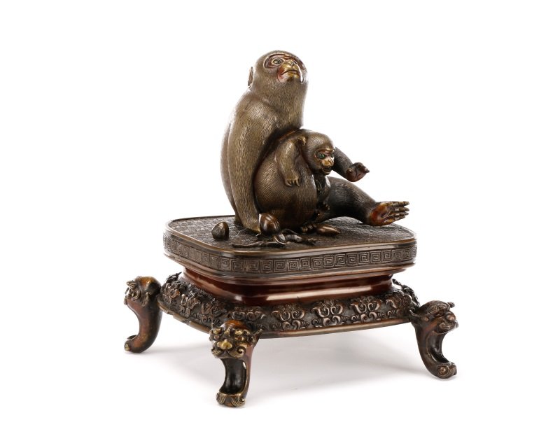 Japanese Bronze Okimono Group, Monkey Mom & Baby (1 of 10)