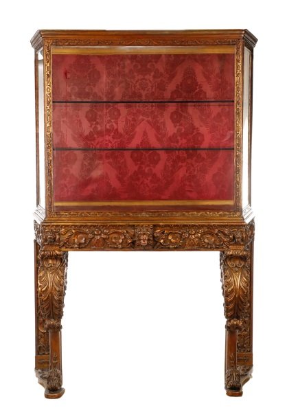 Superb Venetian Giltwood Vitrine on Stand (1 of 9)