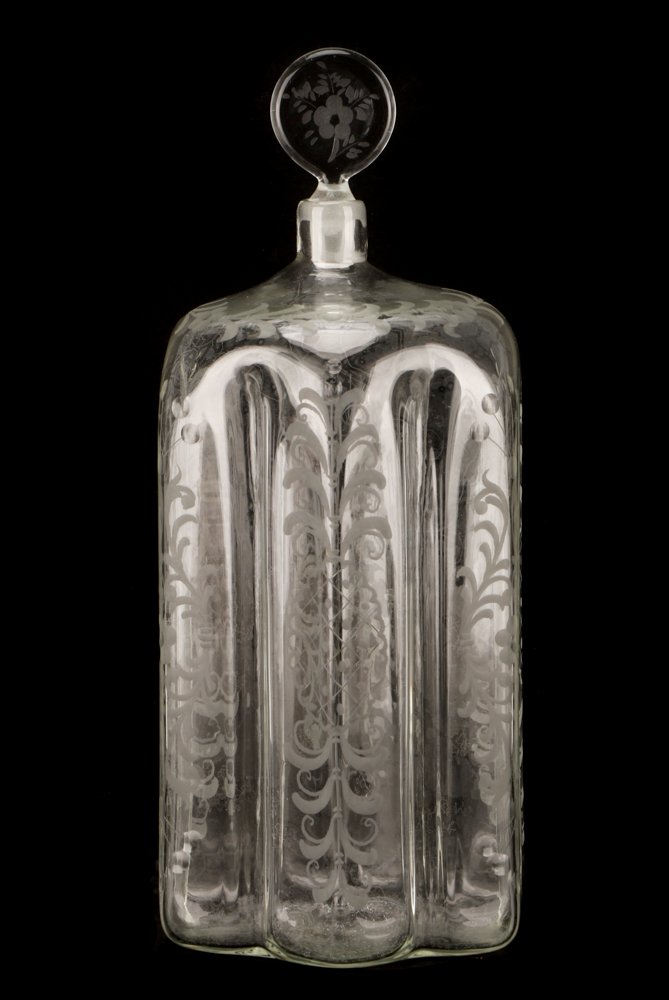 1940s Salir for Buccellati Intaglio Glass Bottle (1 of 6)
