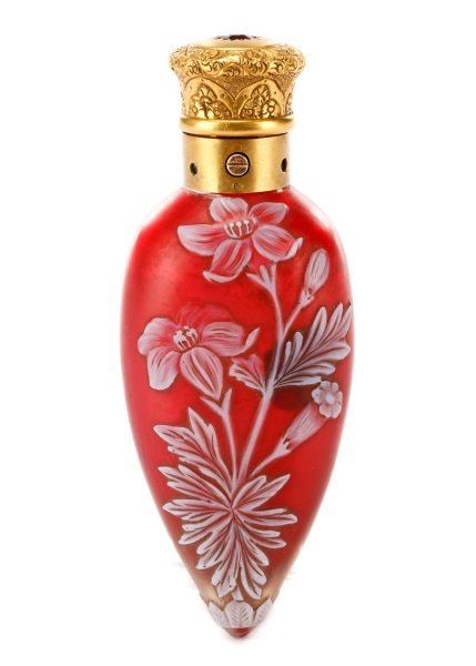 Webb Cameo Glass Lay Down Scent Bottle (1 of 1)