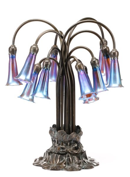 Tiffany-Style Water Lily 12-Light Table Lamp (1 of 7)