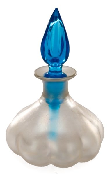 Steuben Verre de Soie Melon Ribbed Bottle (1 of 4)