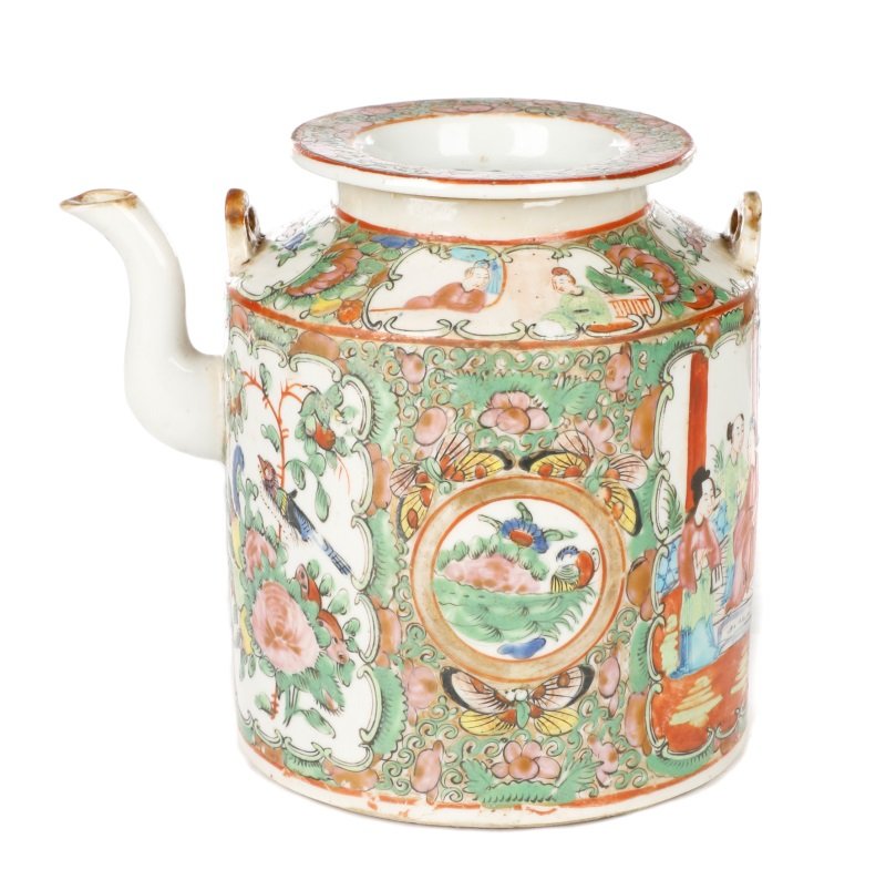 Chinese Export Famille Rose Medallion Teapot (1 of 10)