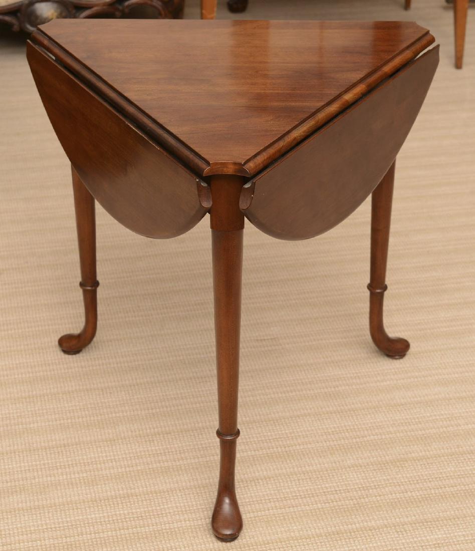 Statton clover triple drop leaf side table (1 of 5)