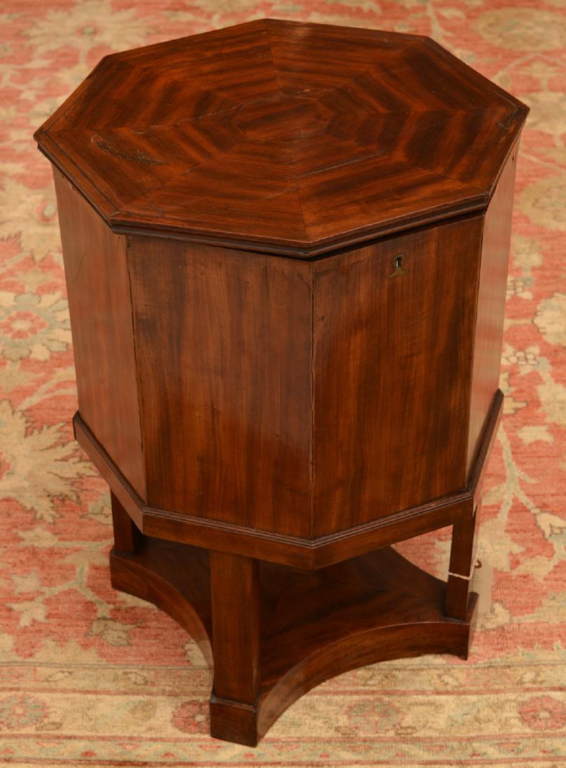 Regency mahogany octagonal cellarette (1 of 8)