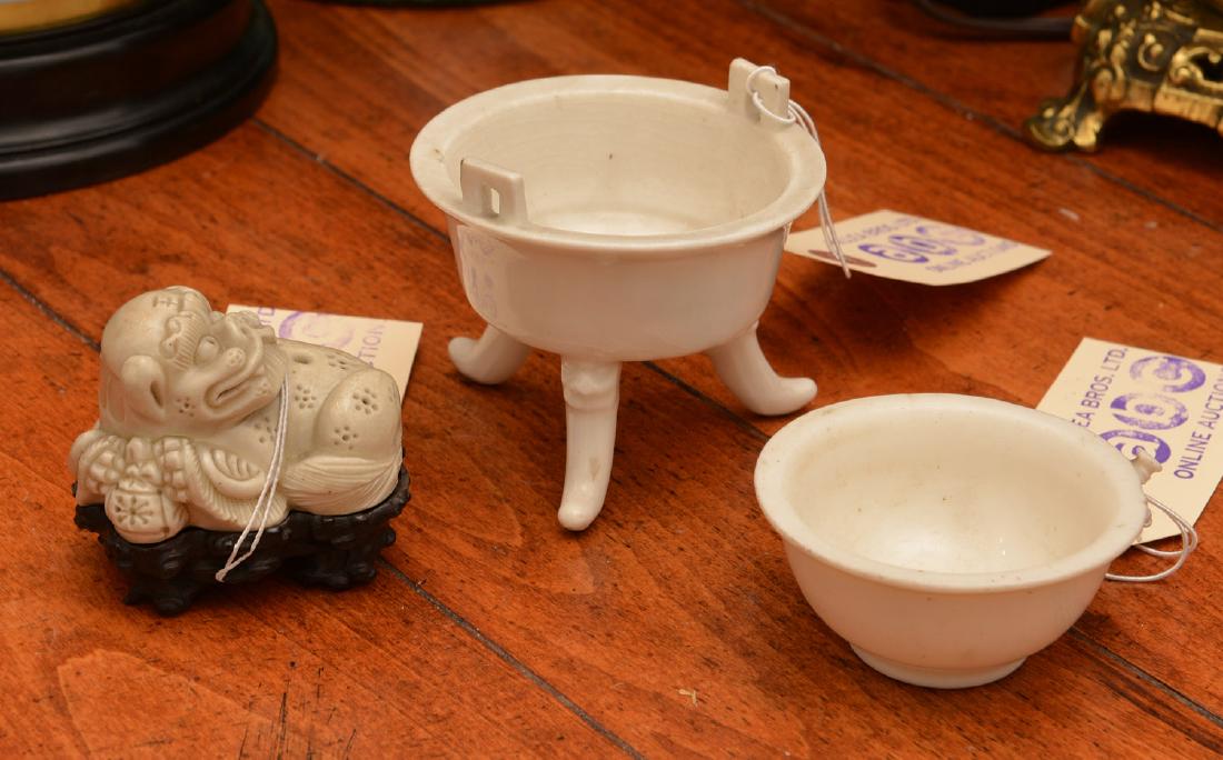 (3) Chinese Dehua, blanc-de-chine porcelains (1 of 7)