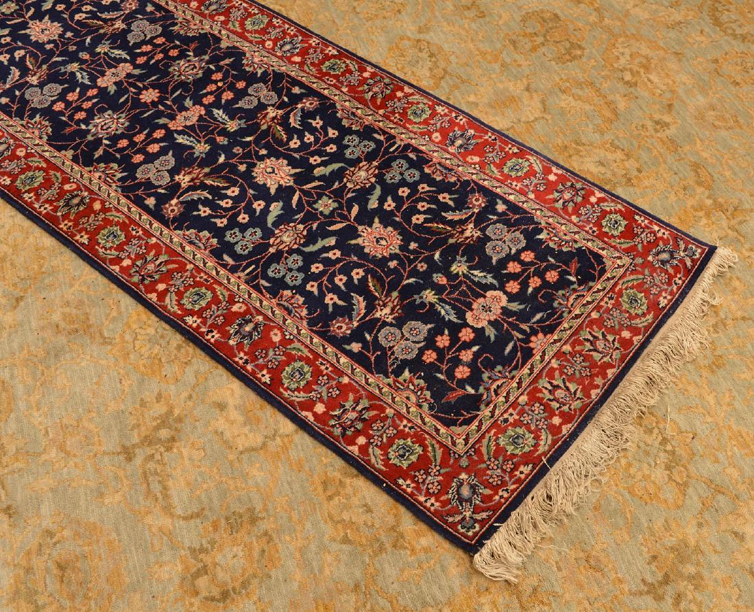 Sarouk runner (1 of 5)