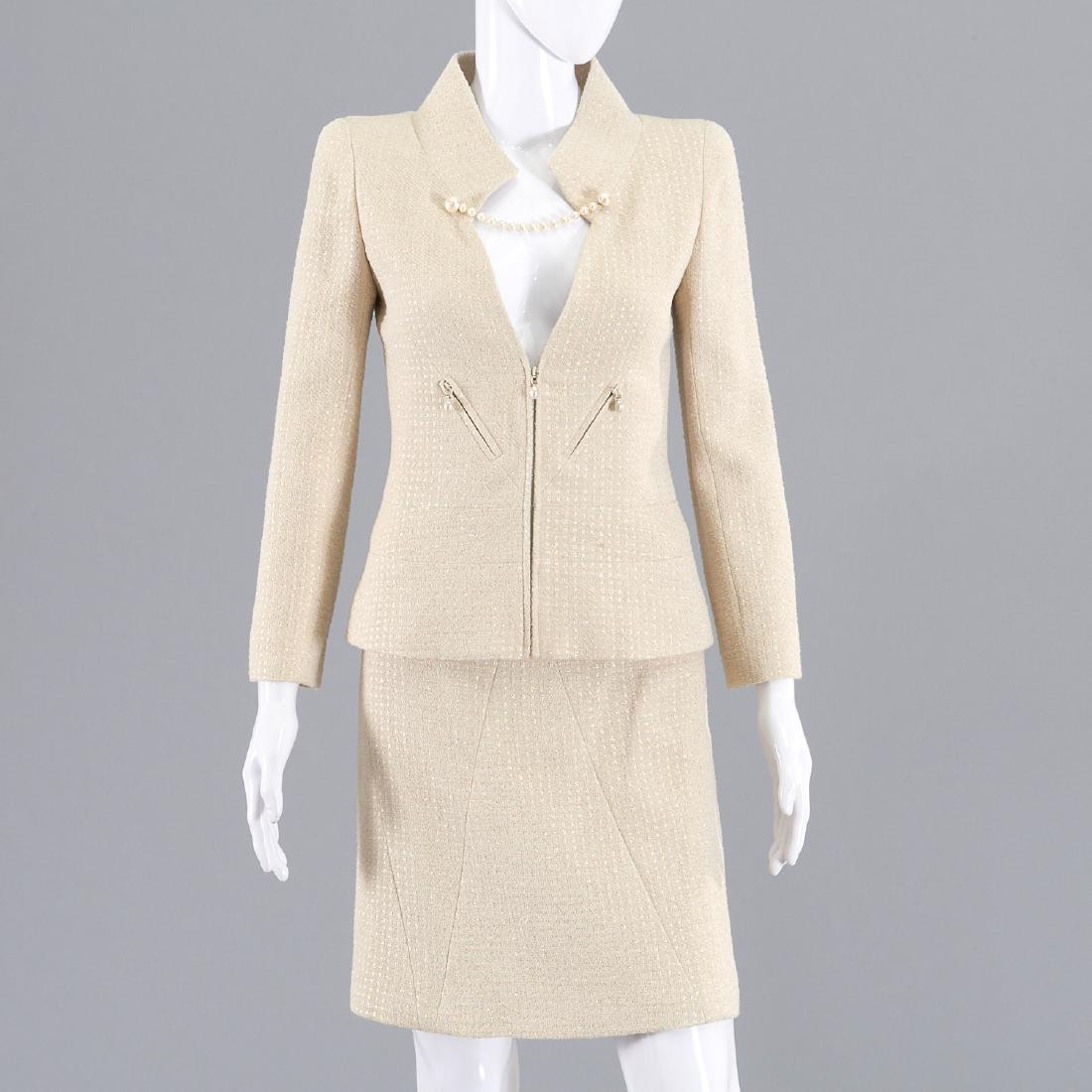 Chanel cream knit blend skirt suit (1 of 11)