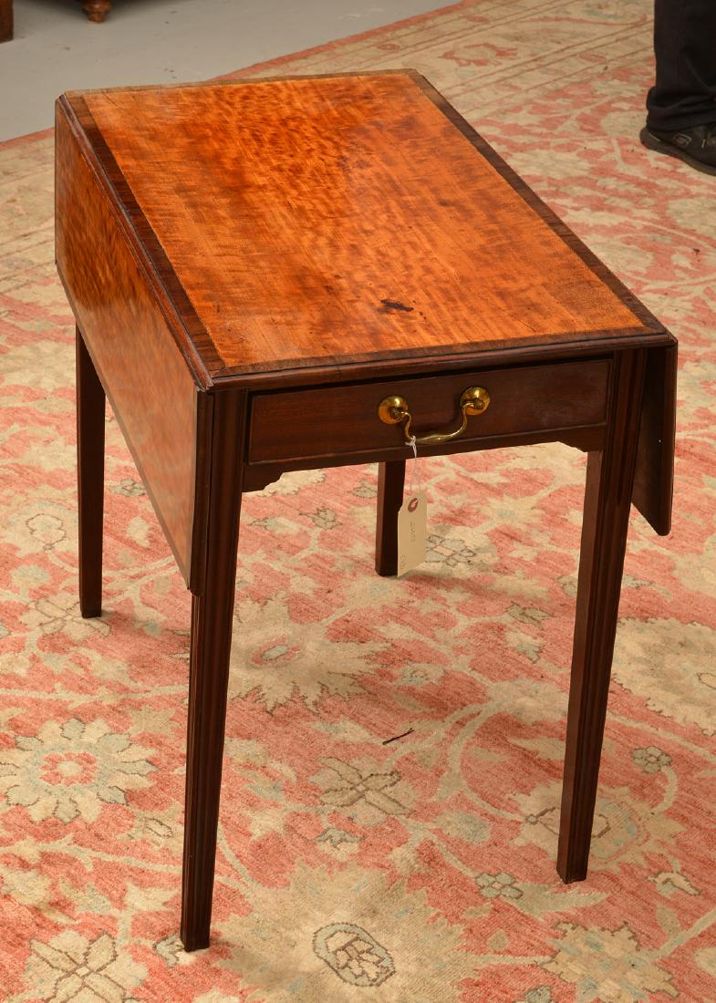 Chippendale style banded drop leaf table (1 of 7)