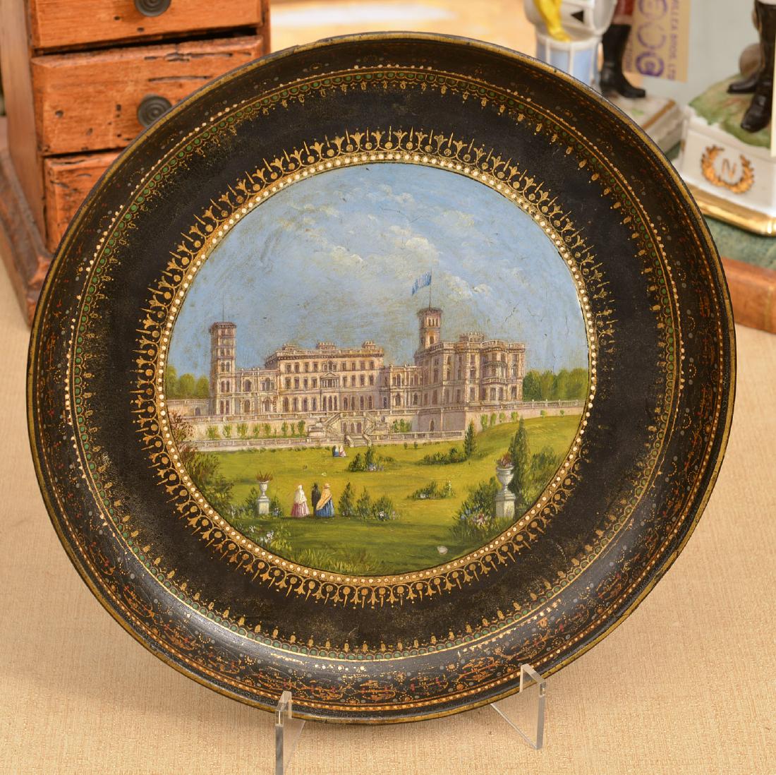 Victorian papier mache dish with Manor house: Victorian papier mache dish with Manor house, 19th c., English, gilded trim, 10"dia.