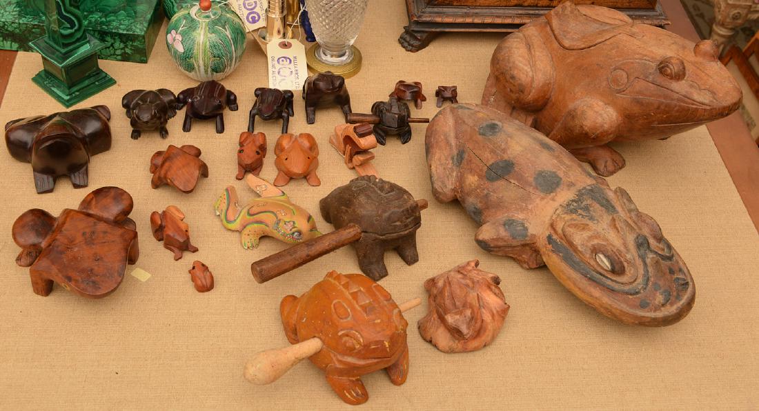 Instant collection (20+) carved wood frogs (1 of 7)