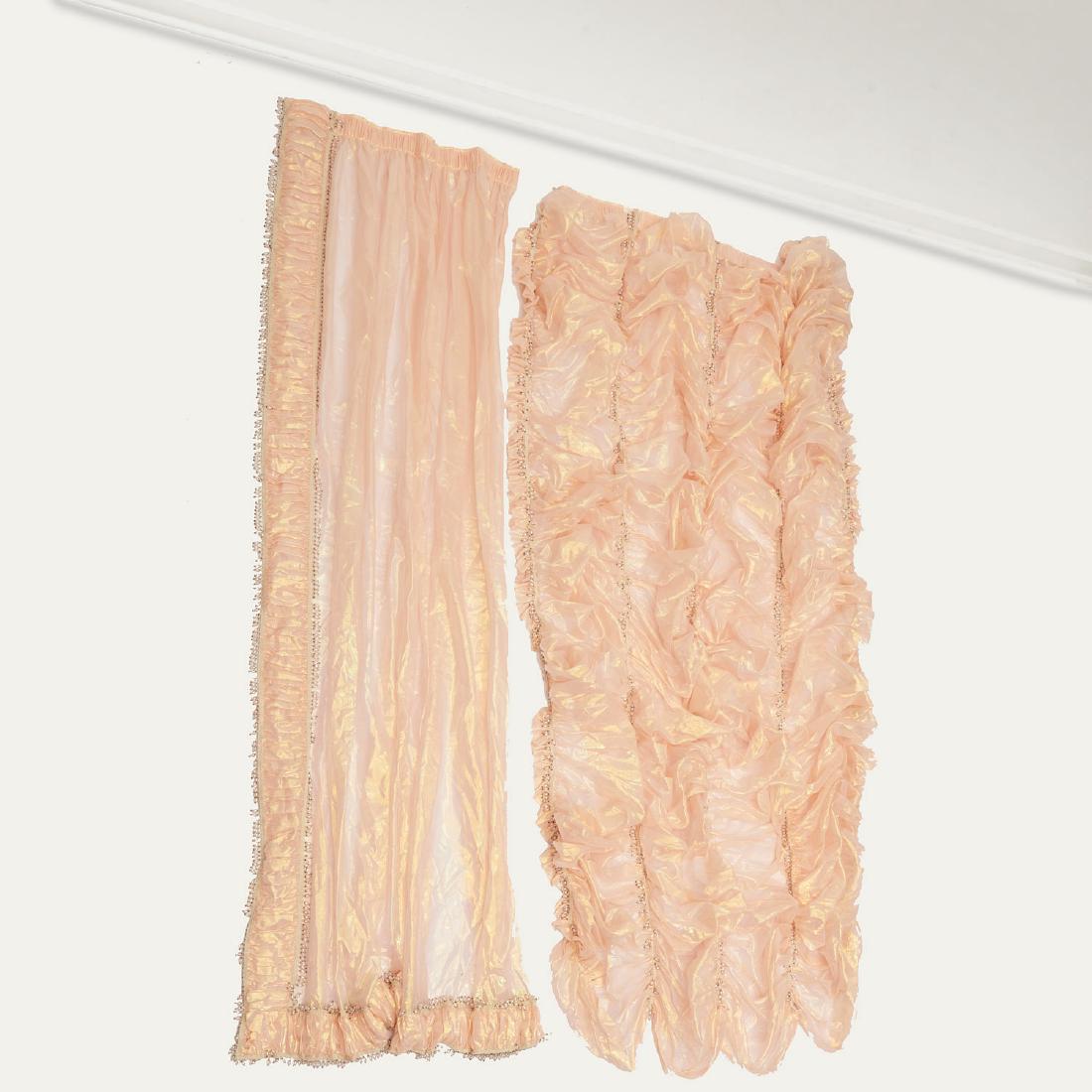 Group nice drapery liners with beaded trim (1 of 5)