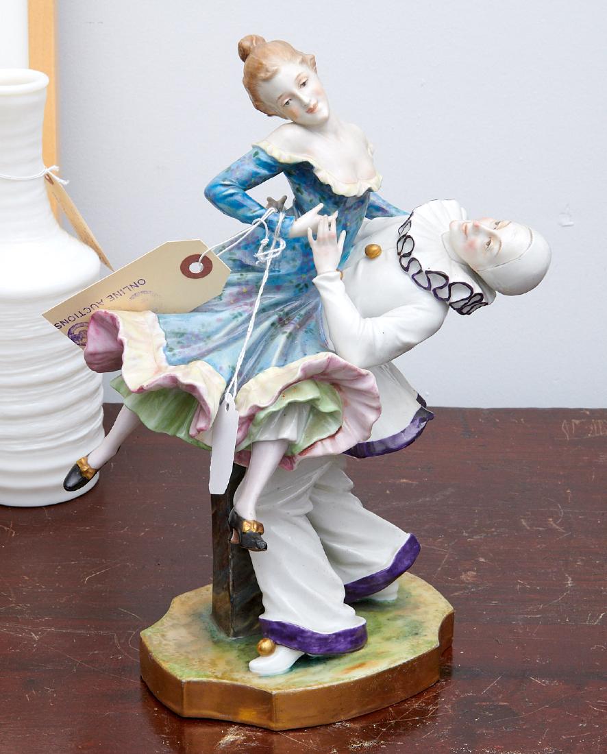 Vienna porcelain figure, Pierrot and Pierrette (1 of 8)
